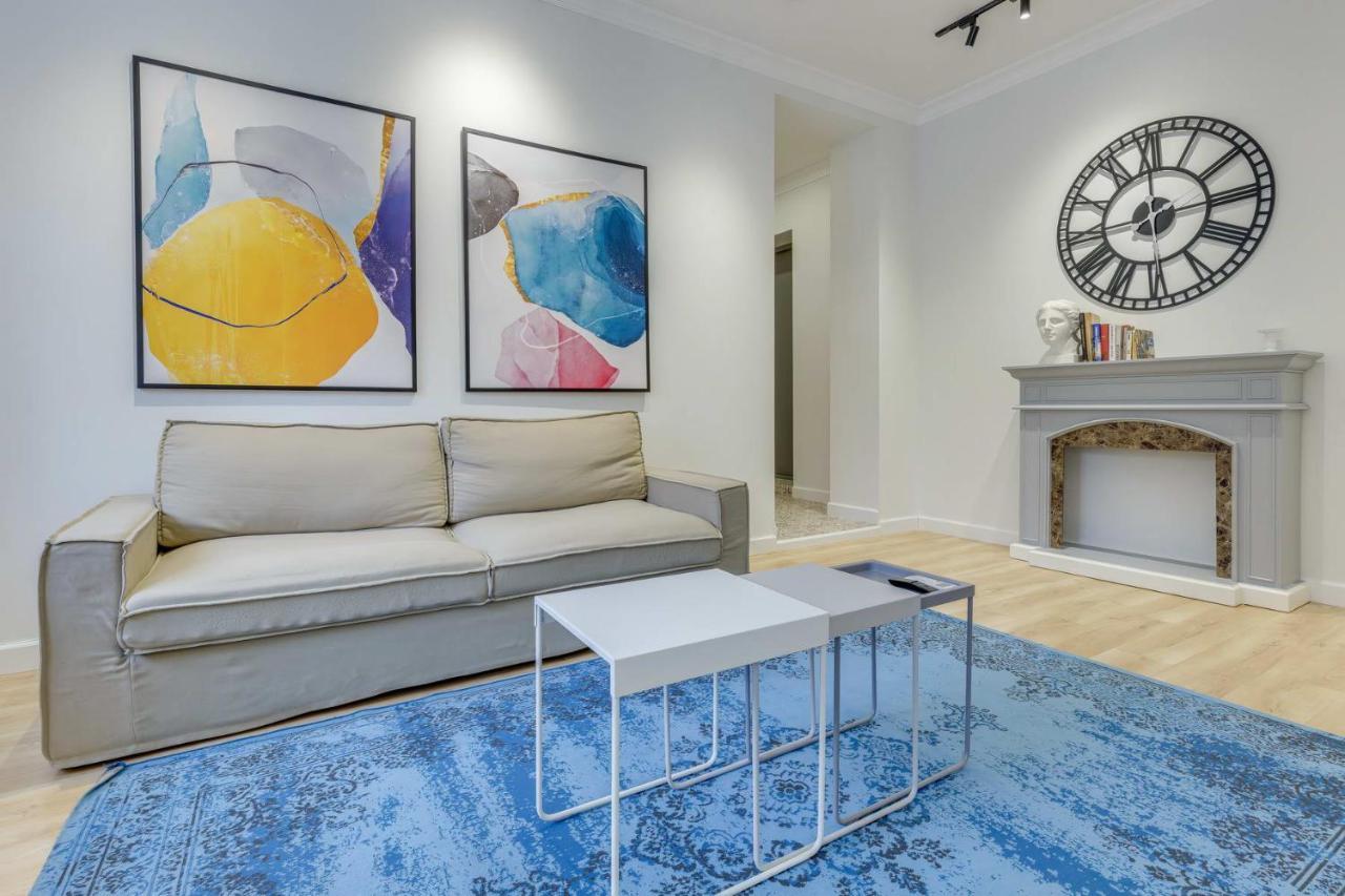 Opera Apartments Almaty Pokoj fotografie